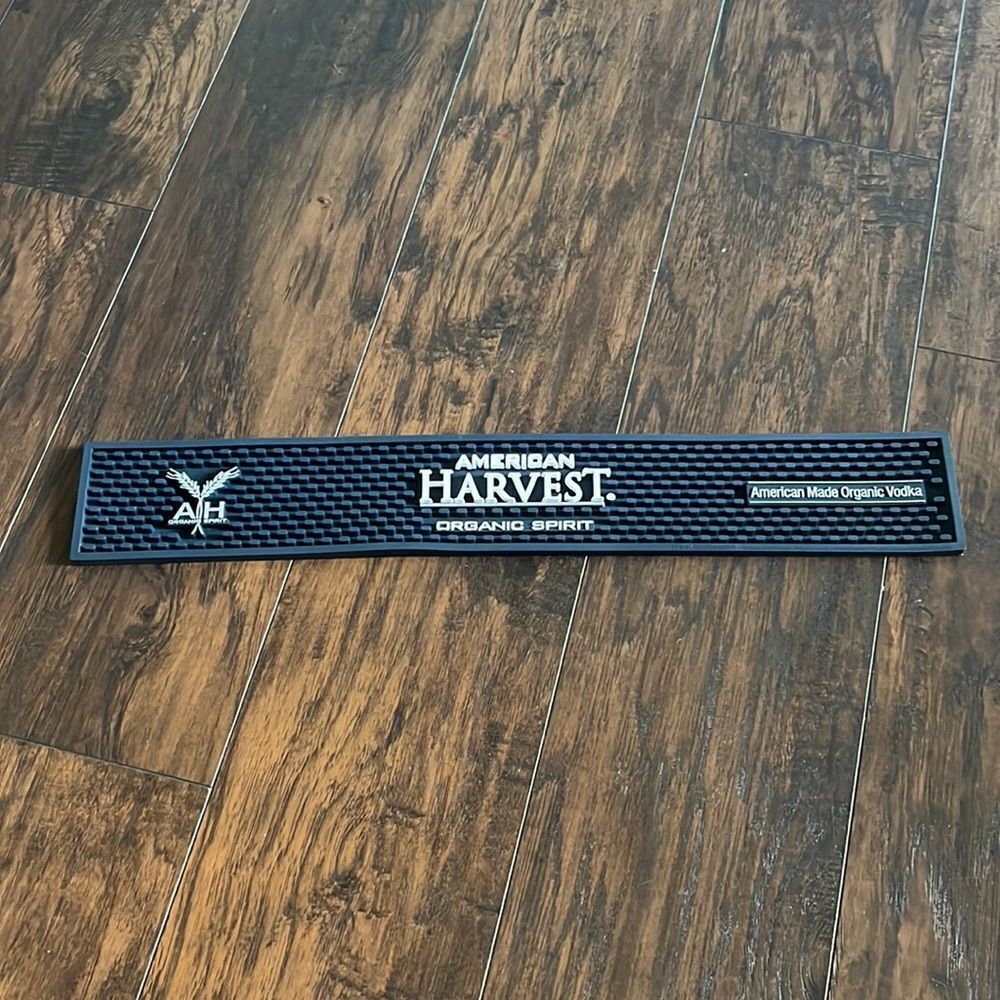 AMERICAN HARVEST BLUE RUBBER BAR RAIL MAT NEW 23 1/2" X 3 1/2 NEW